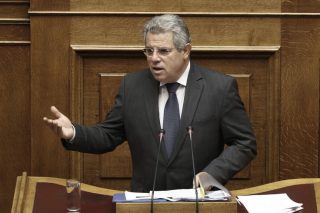 Καίριες παρεμβάσεις για να αποφευχθούν οι μαζικοί πλειστηριασμοί, ζήτησε ο Γιώργος Βλάχος